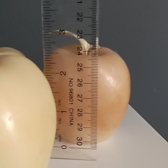 Vintage Apple Candles (bundle of 3) - Picture 4 of 4